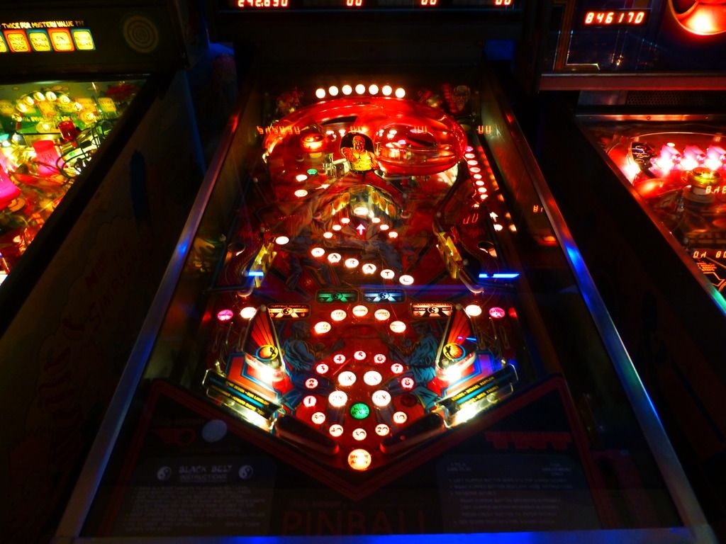 Vintage Flipper World (Ann Arbor Pinball Museum) 2015 Event Page 2